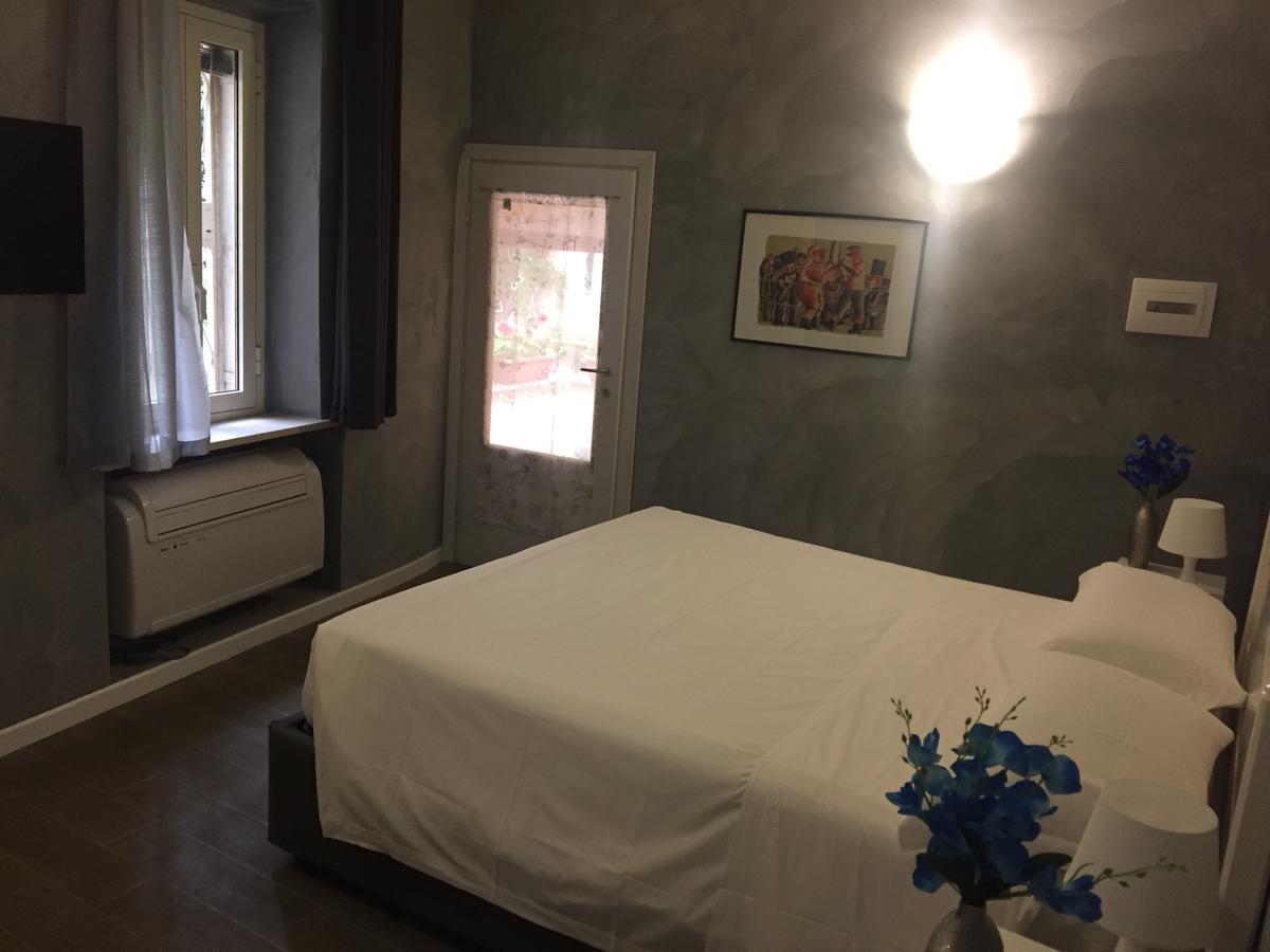 Domizia Top Floor Guest House 罗马 外观 照片